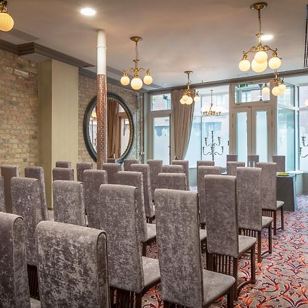 The Trinity City Hotel Dublin Bagian luar foto