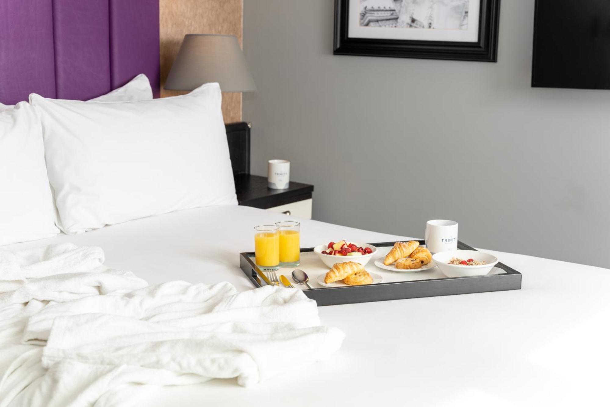 The Trinity City Hotel Dublin Bagian luar foto