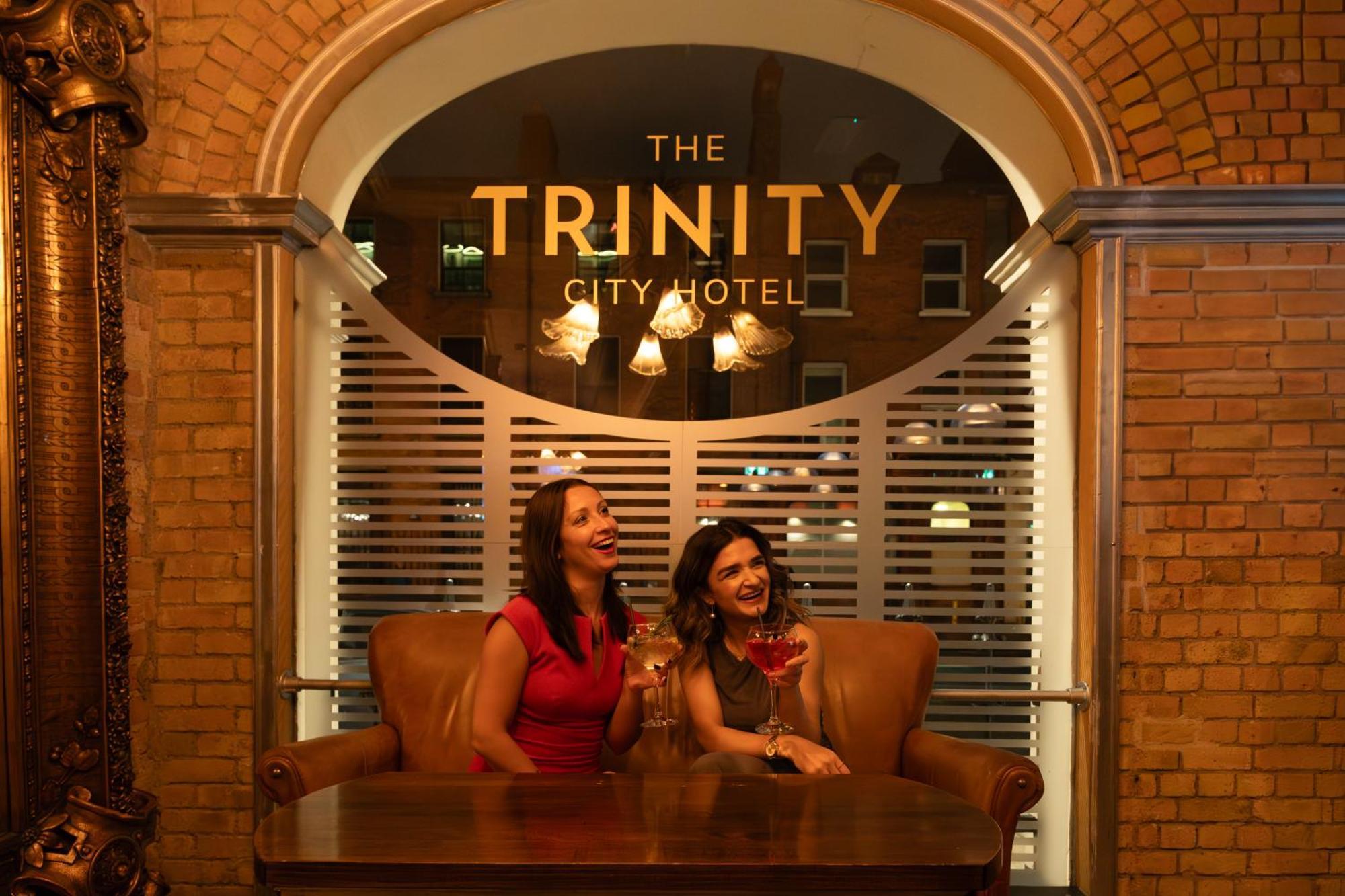 The Trinity City Hotel Dublin Bagian luar foto